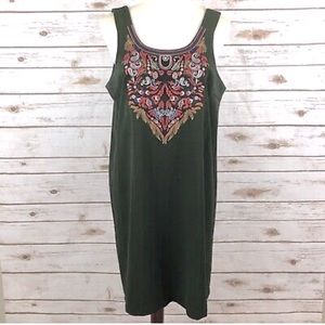 GB Gianni Bini Green Embroidered Sleeve Less Shift Dress- NWOT Size Small